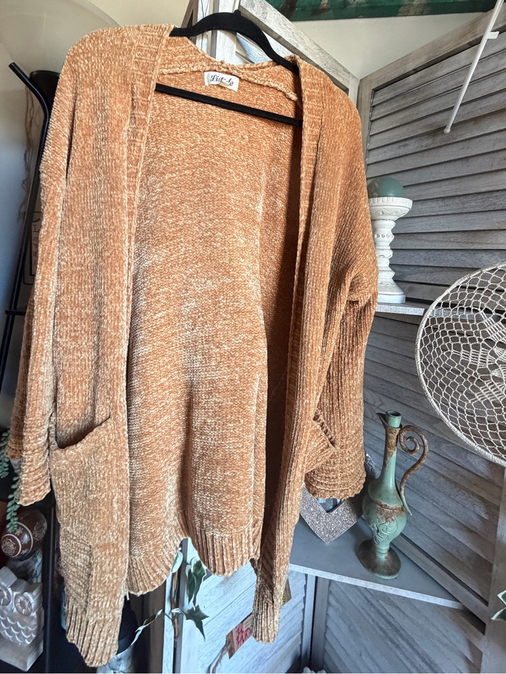 Listicle Open-Front Chenille Cardigan in Camel Tan